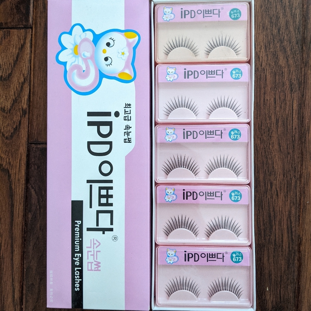 False Eyelashes